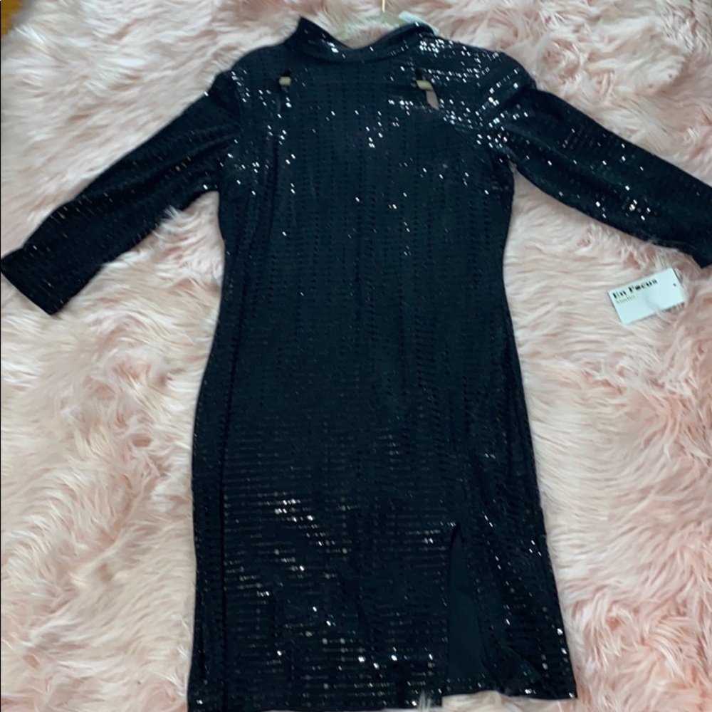 BEAUTIFUL SPARKLY BLACK DRESS